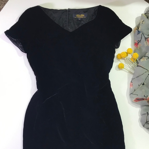 Brooks Brothers Dresses & Skirts - Brooks Brothers Crushed Velvet BLD